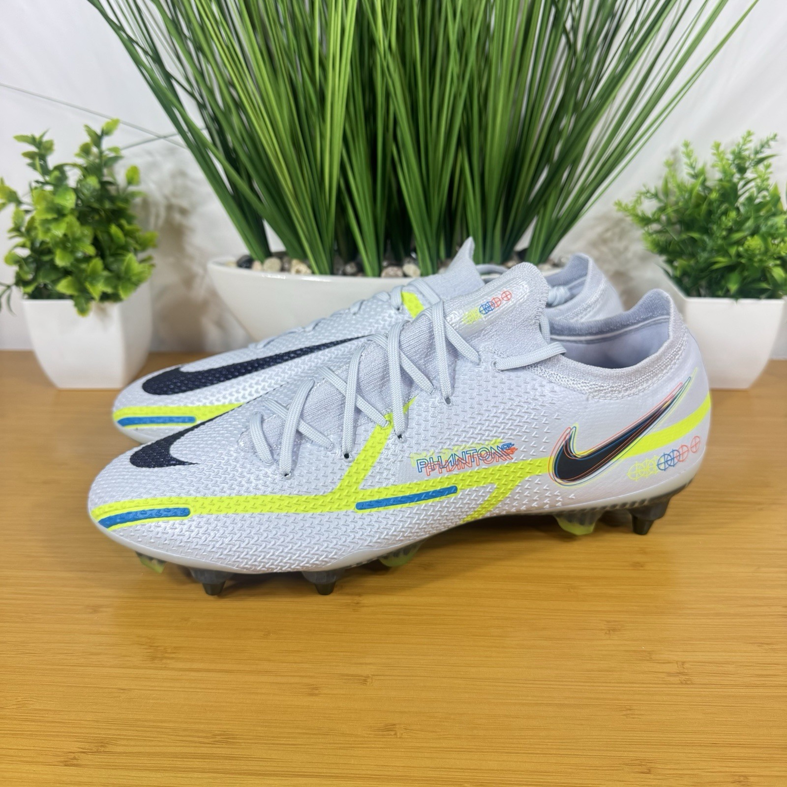 Nike Phantom GT2 Elite SG-Pro ACC NBY Mens Soccer Cleats DJ8041 055 Size 10.5