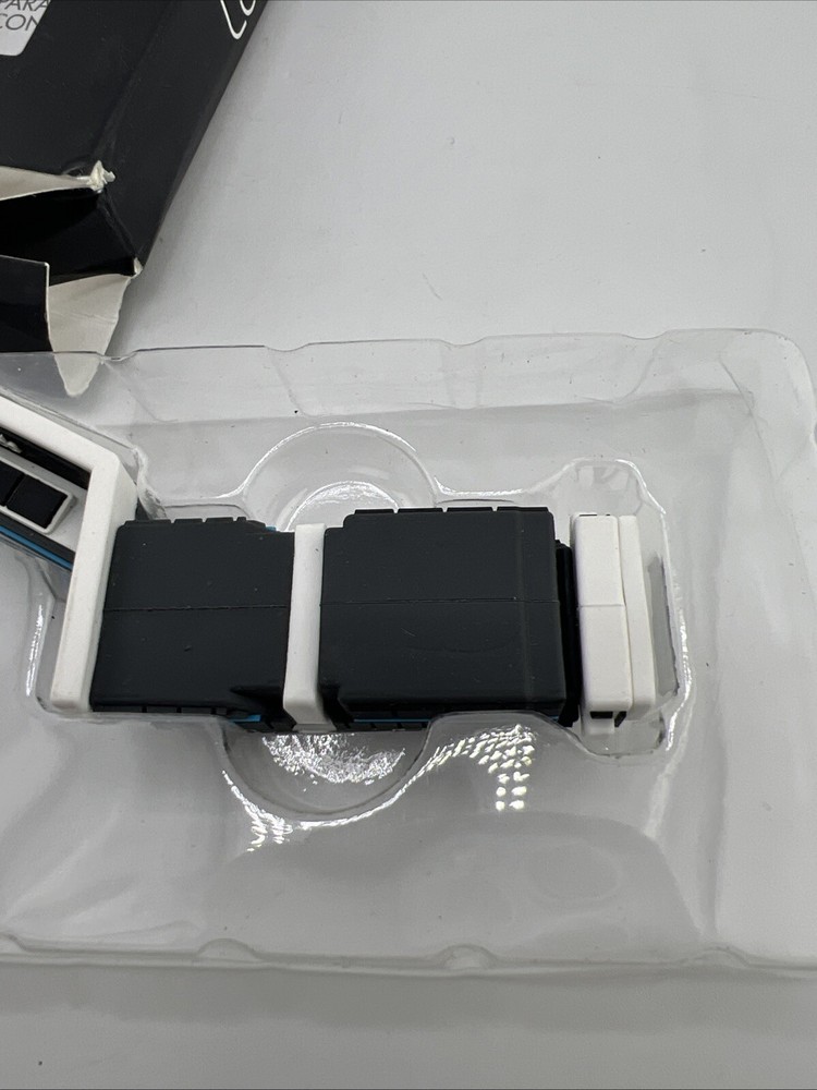 Landa USB Flash Drive 4GB New Open Box
