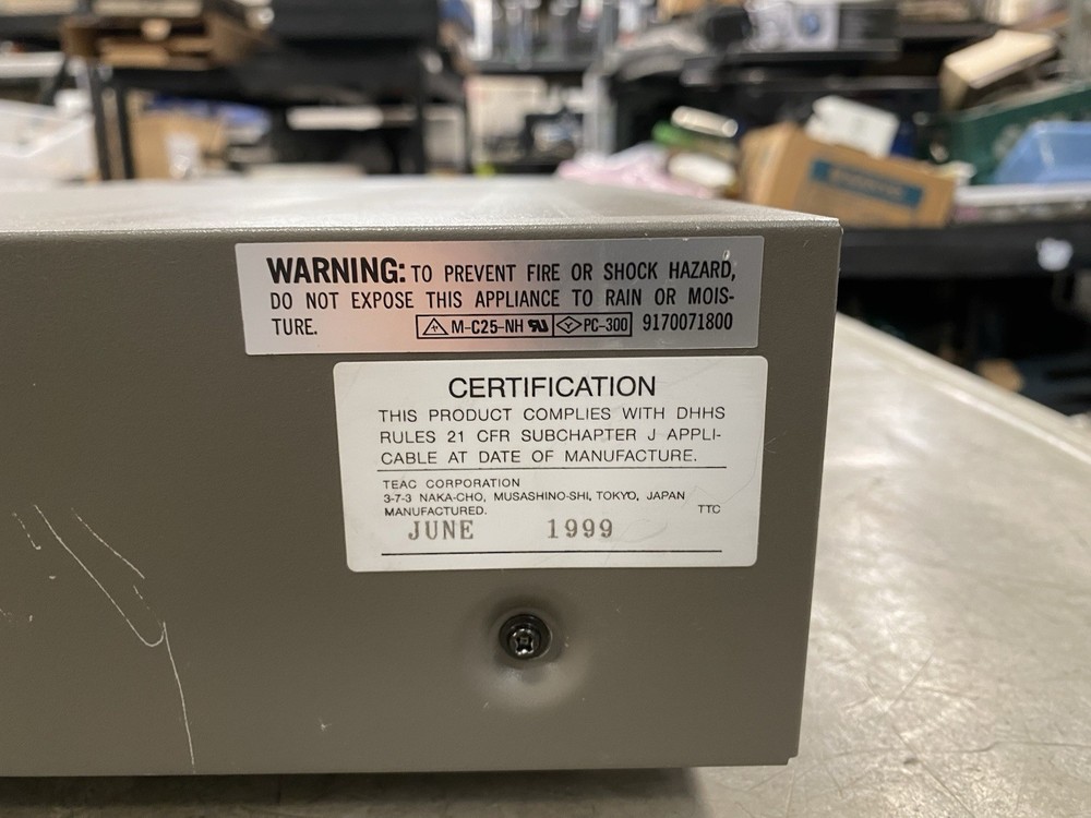Tascam CD-RW5000 Rack-Mounted CD Rewritable Recorder Player - WORKING *READ*