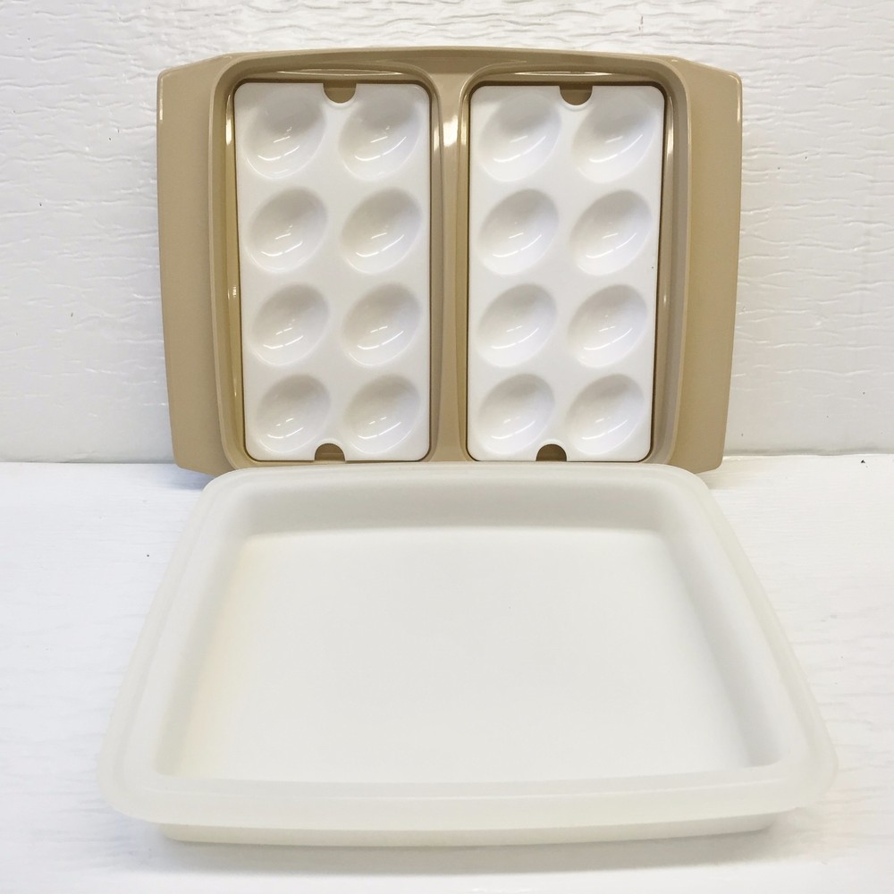 Vintage Tupperware 4 Piece Deviled Egg Carrier Almond #723