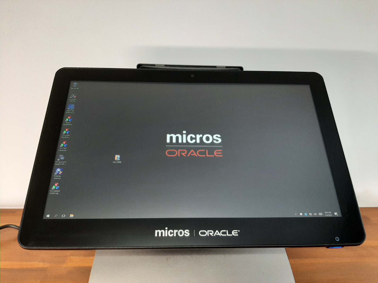 Micros Oracle Workstation 6 610 Intel Atom E3827 1.74ghz 4GB Ram 64 GB SSD Win10