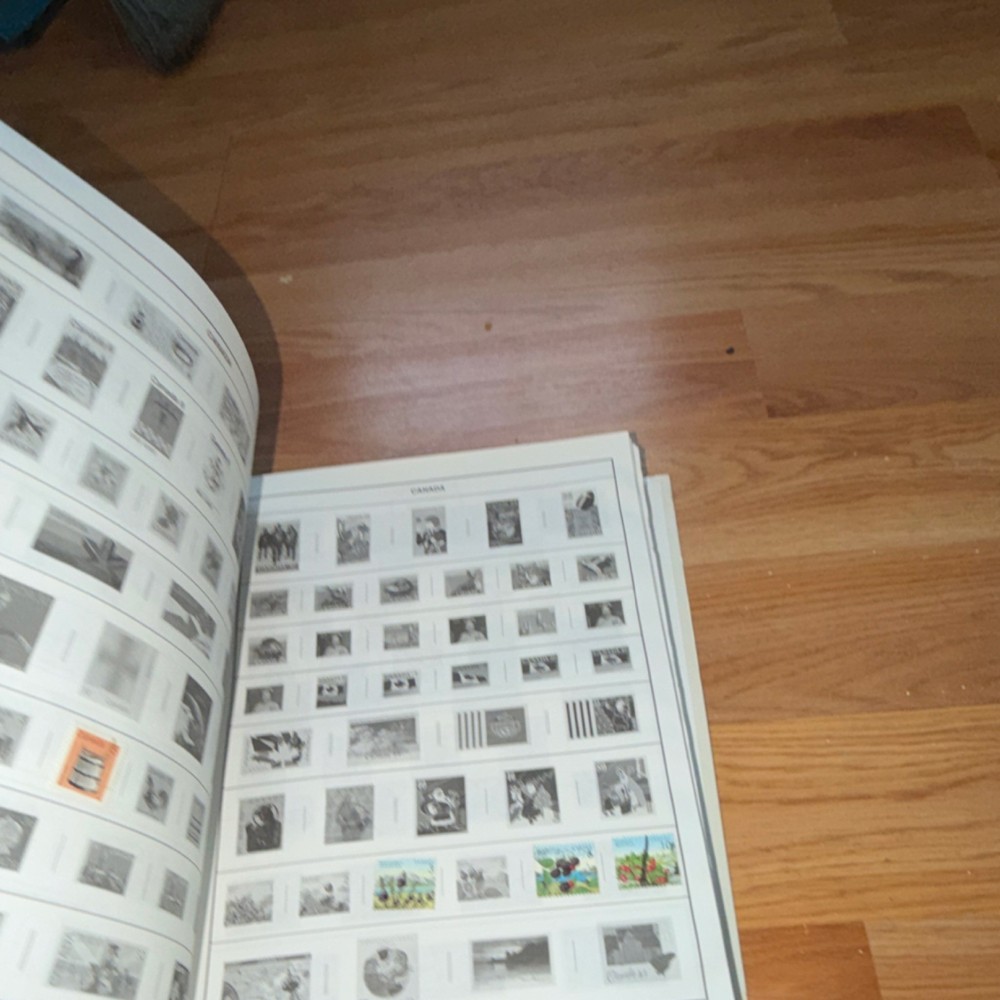 H.E. Harris & Co. Traveler Worldwide Country Specific Stamp Album