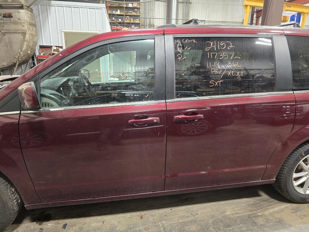 Used A/C Selector Switch fits: 2019 Dodge Caravan AC front dash mounted manual c
