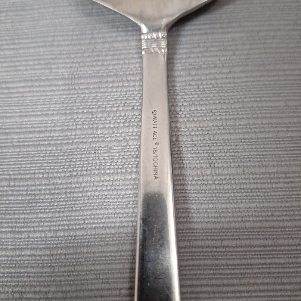 Walace 18/10 Stainless Cake Pie Server Coin Edge