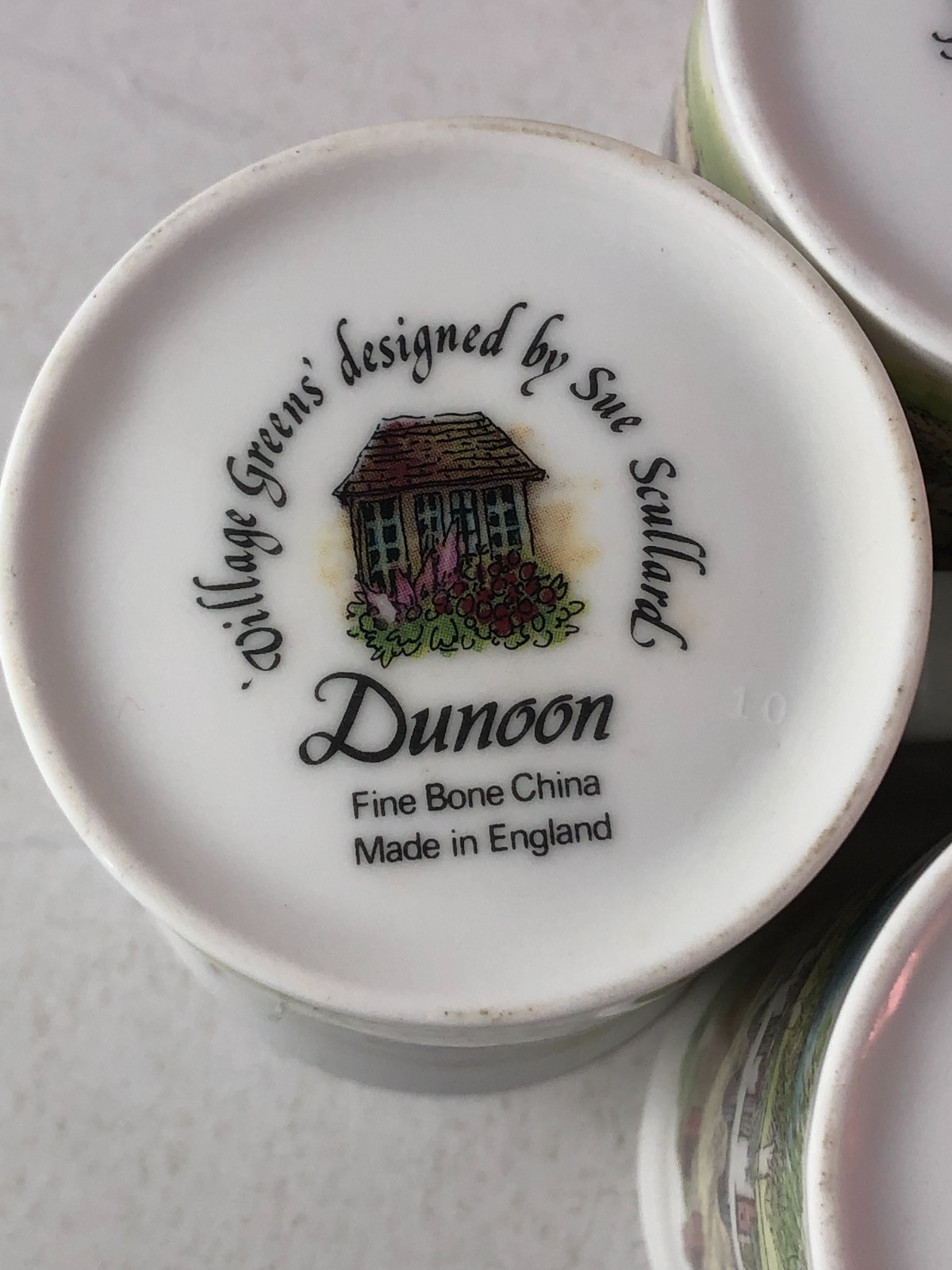 Set of 4 Dunoon Village Greens Bone China Coffee Cups Mugs Sue Scullard England