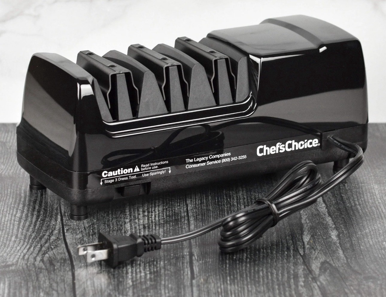 ChefsChoice 15XV EdgeSelect Professional Electric Knife Sharpener Black.
