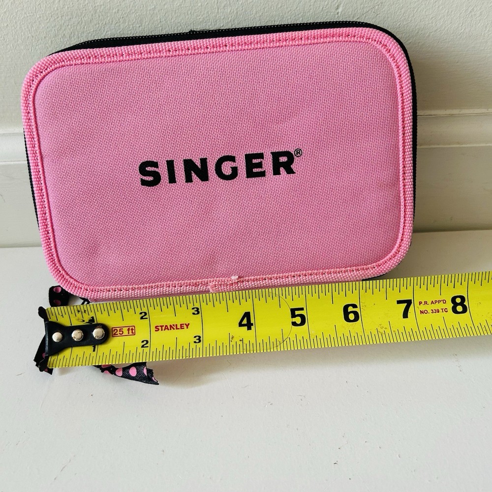 Singer Soft Zippered Sewing Case in Pink