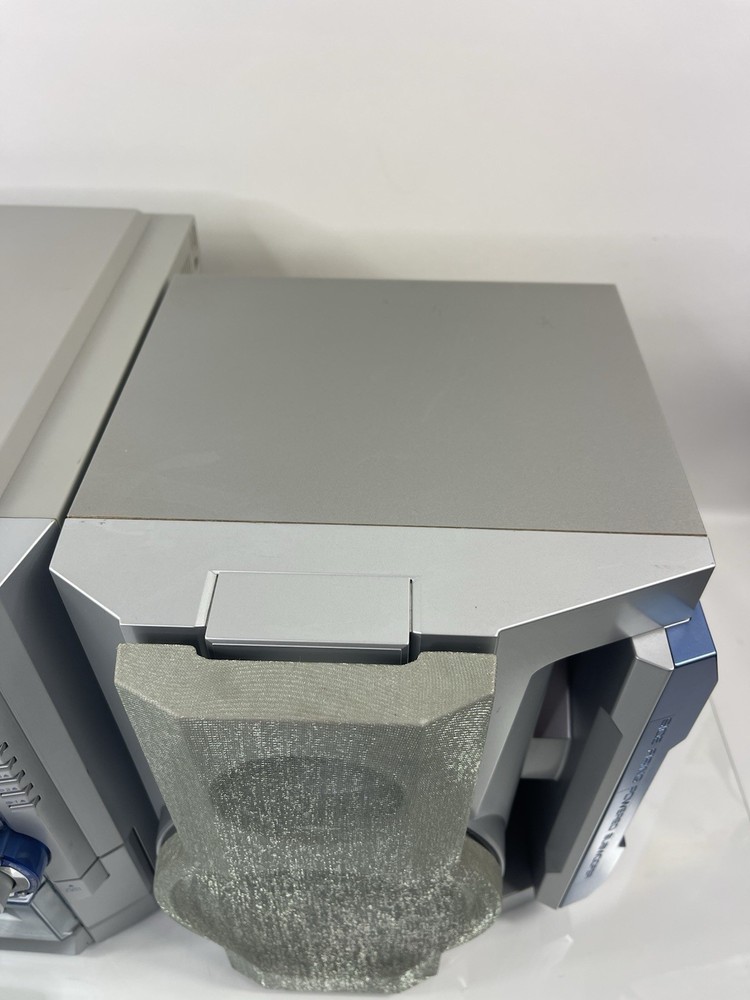 Sharp CD-BA3100 200W 6-Disc CD Changer Mini System