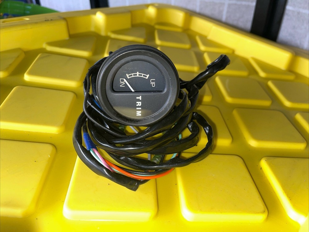 Nippon Seiki Black Trim Gauge