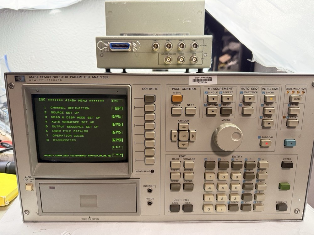 HP 4145A Semiconductor Parameter  COME WITH HP 16058A TEST FIXTURE Whit Software