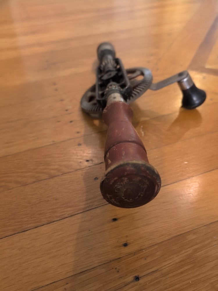 SOJO 2-01 HAND CRANK STYLE DRILL