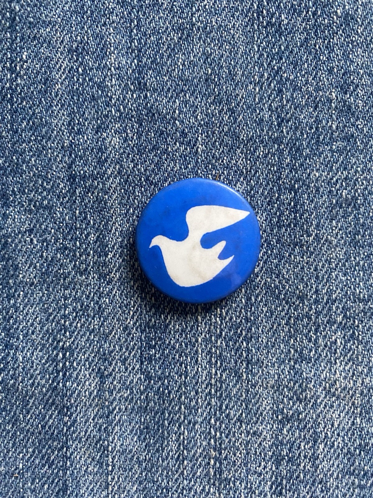 N.O.S. 60's ANTI-WAR, VIETNAM PEACE PROTEST, 8 Pinback Button Collection