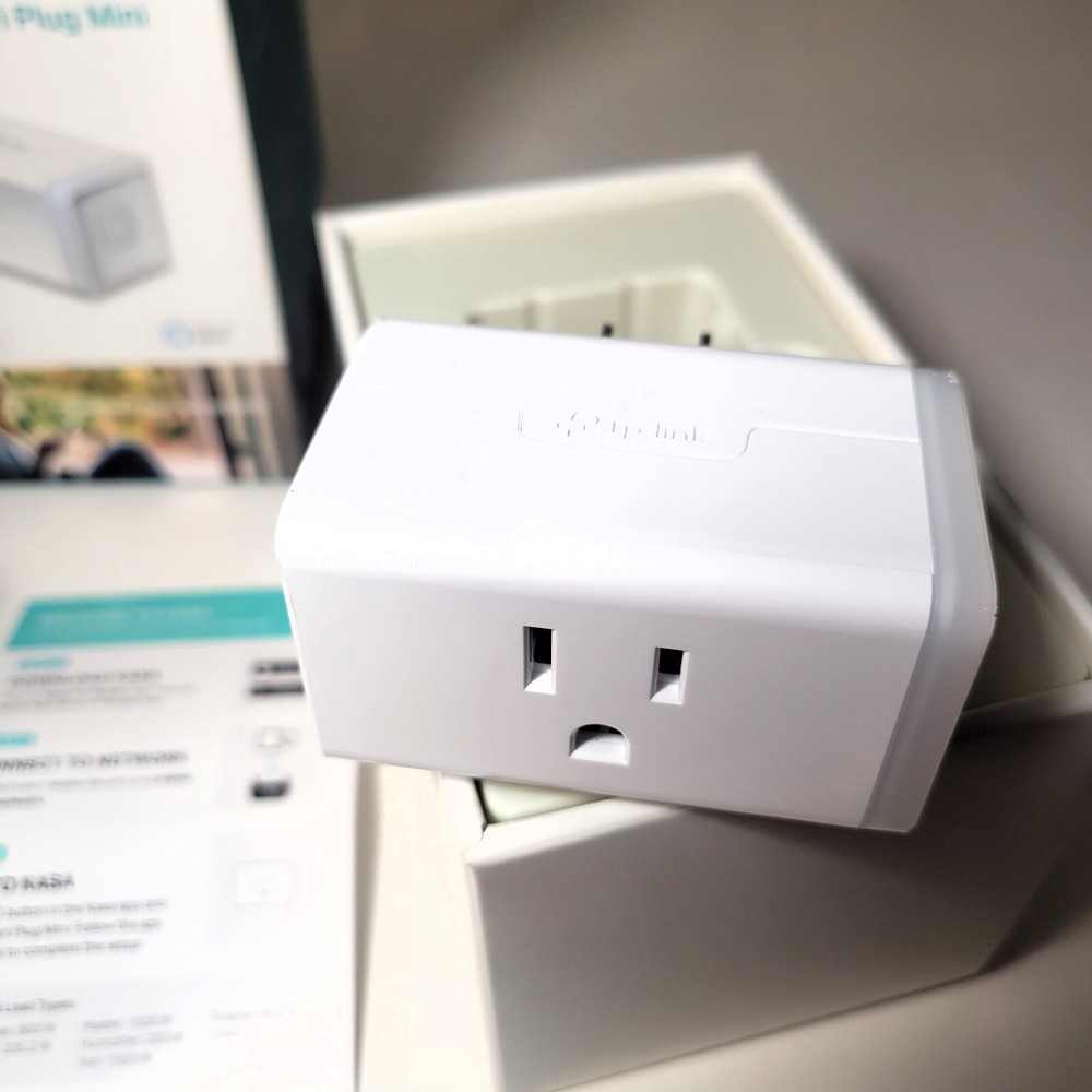 TP-Link Kasa Smart Wi-Fi Plug Mini - White Model HS105