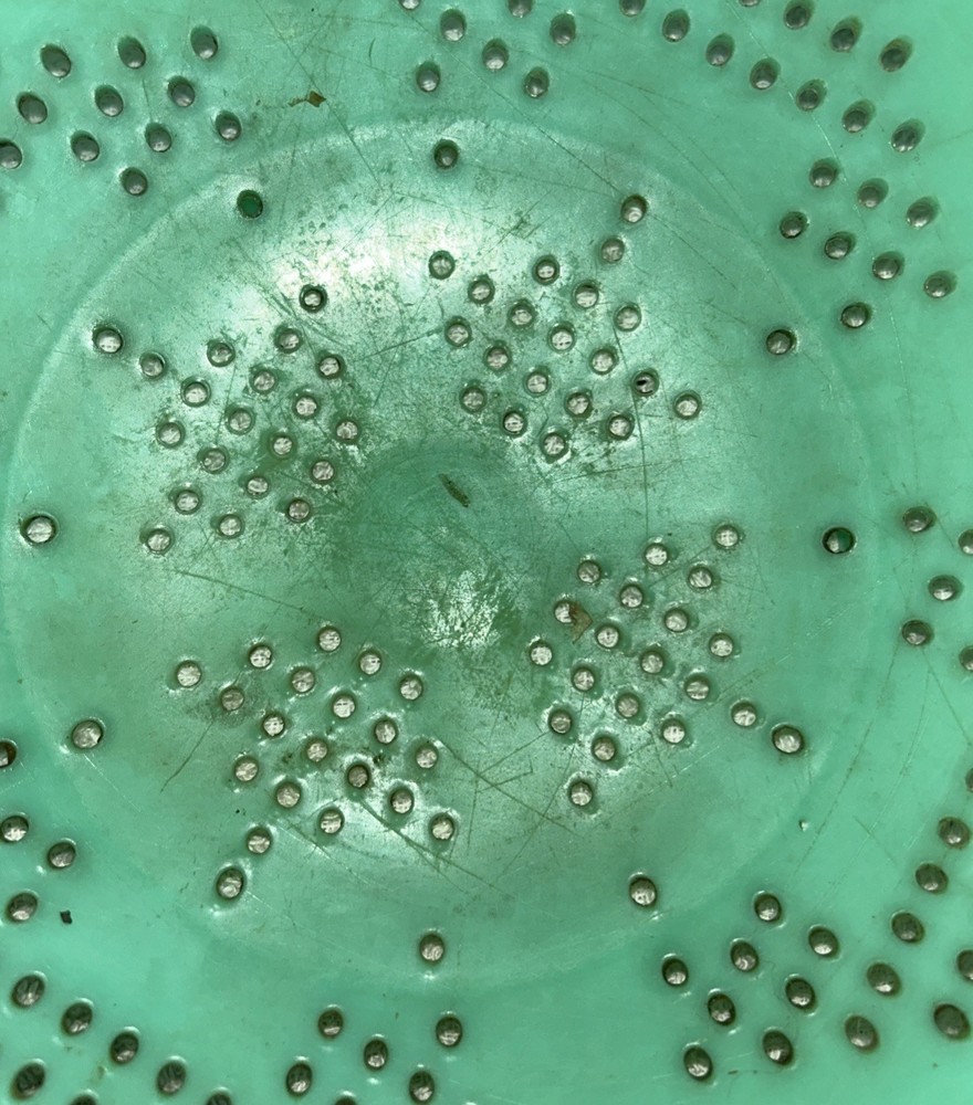 VINTAGE TUPPERWARE Green 10" Footed Colander /Strainer # 339-3