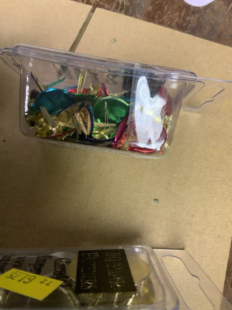 Crafts Paper Fastners