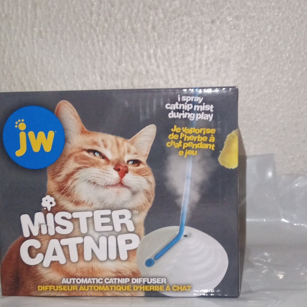 JW Pet Mister Catnip Diffuser