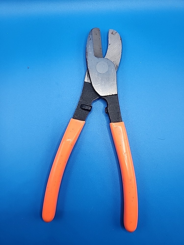 Cornwell 8" Cable Cutter Pliers