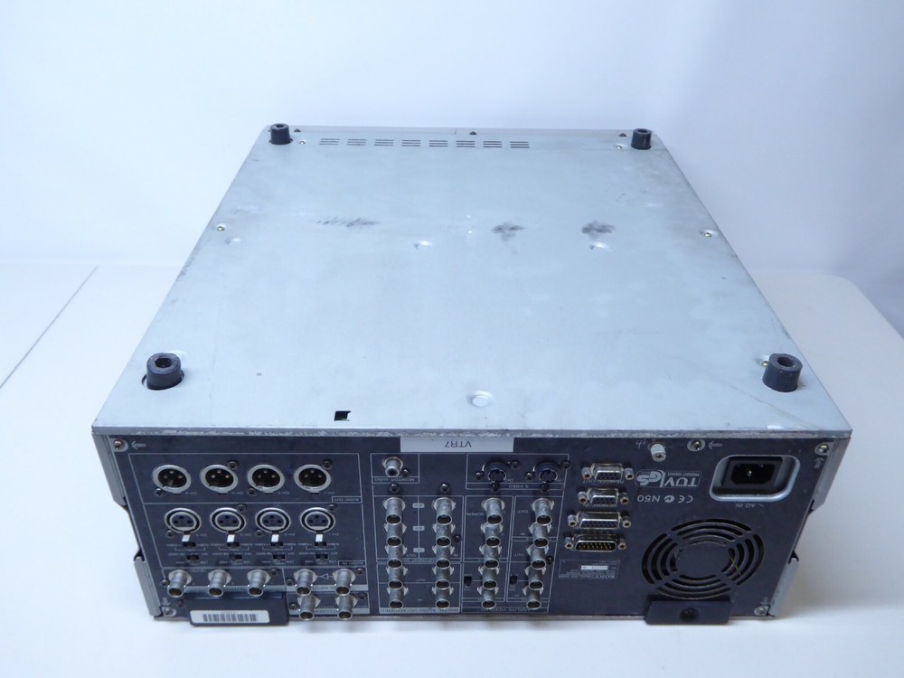 Sony DDSR-2000P Digital Videocassette Recorder {READ AD}