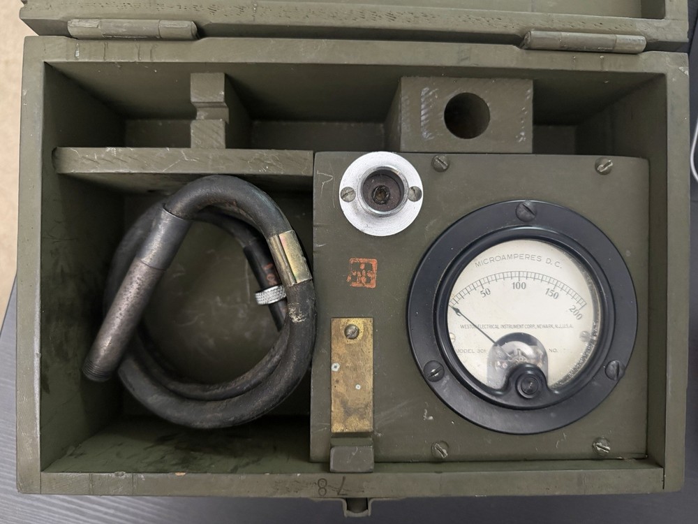 Vintage US Army Signal Corps Standing Wave Indicator 1-224A Western Electronics