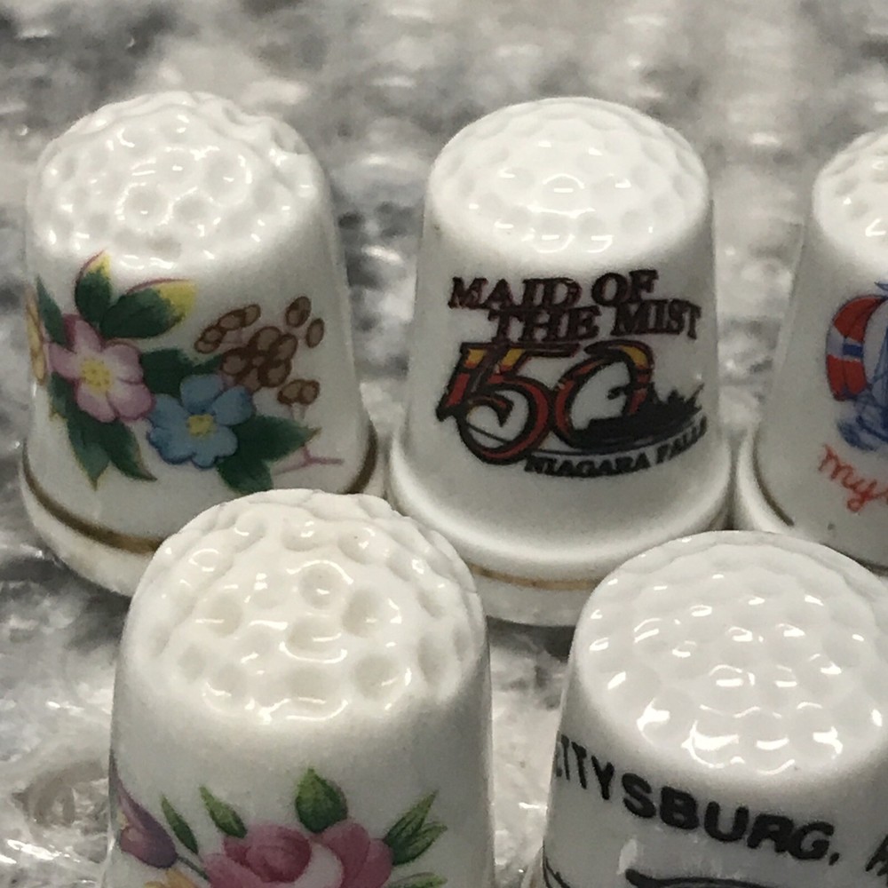 7 Assorted Porcelain Souvenir Thimbles Thimble