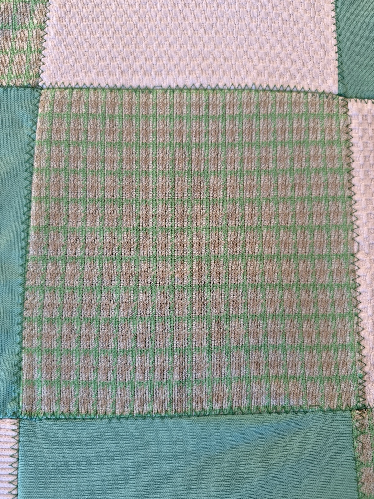 Vintage 70's Patchwork Coverlet Bedspread Quilt Topper