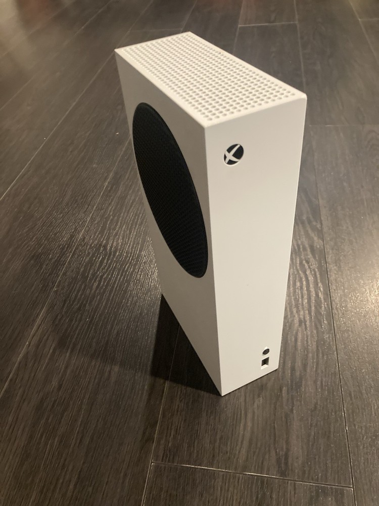 Xbox Series S Console Bundle with Controller, Carrying Case, HDMI, Ethernet, USB