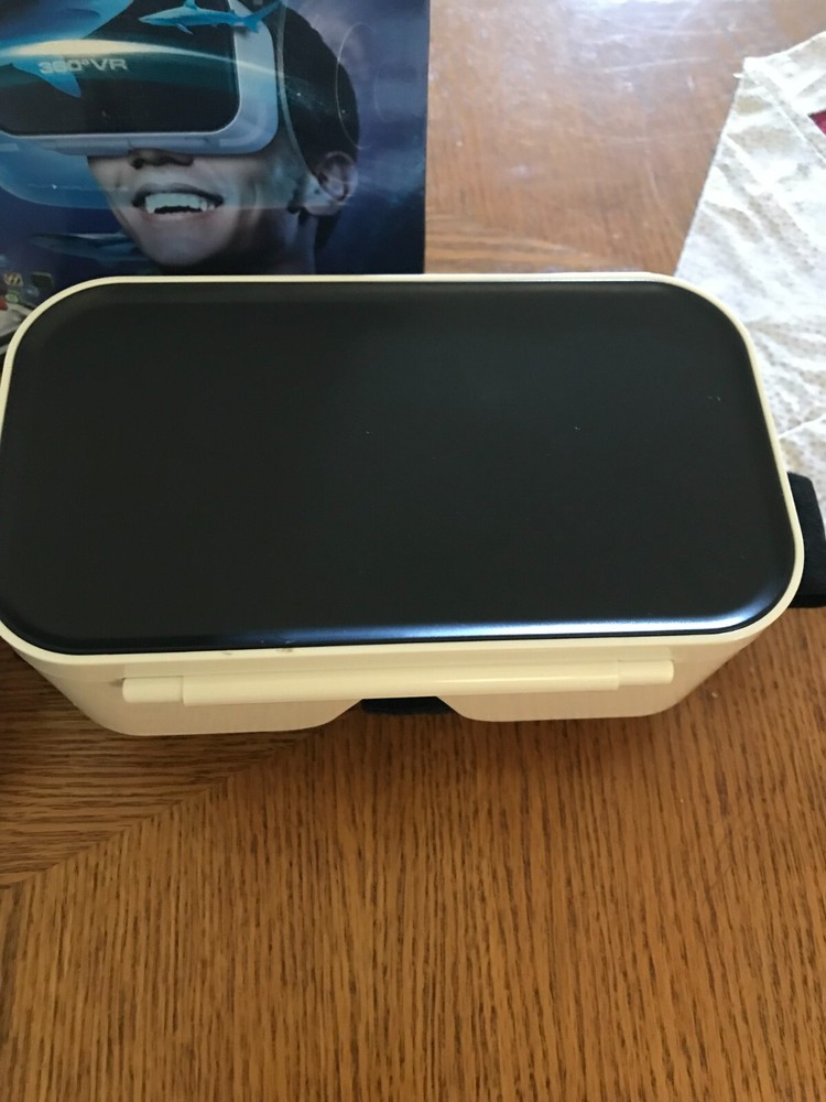Sharper Image 360 Virtual Reality Smartphone Headset BRAND NEW !!