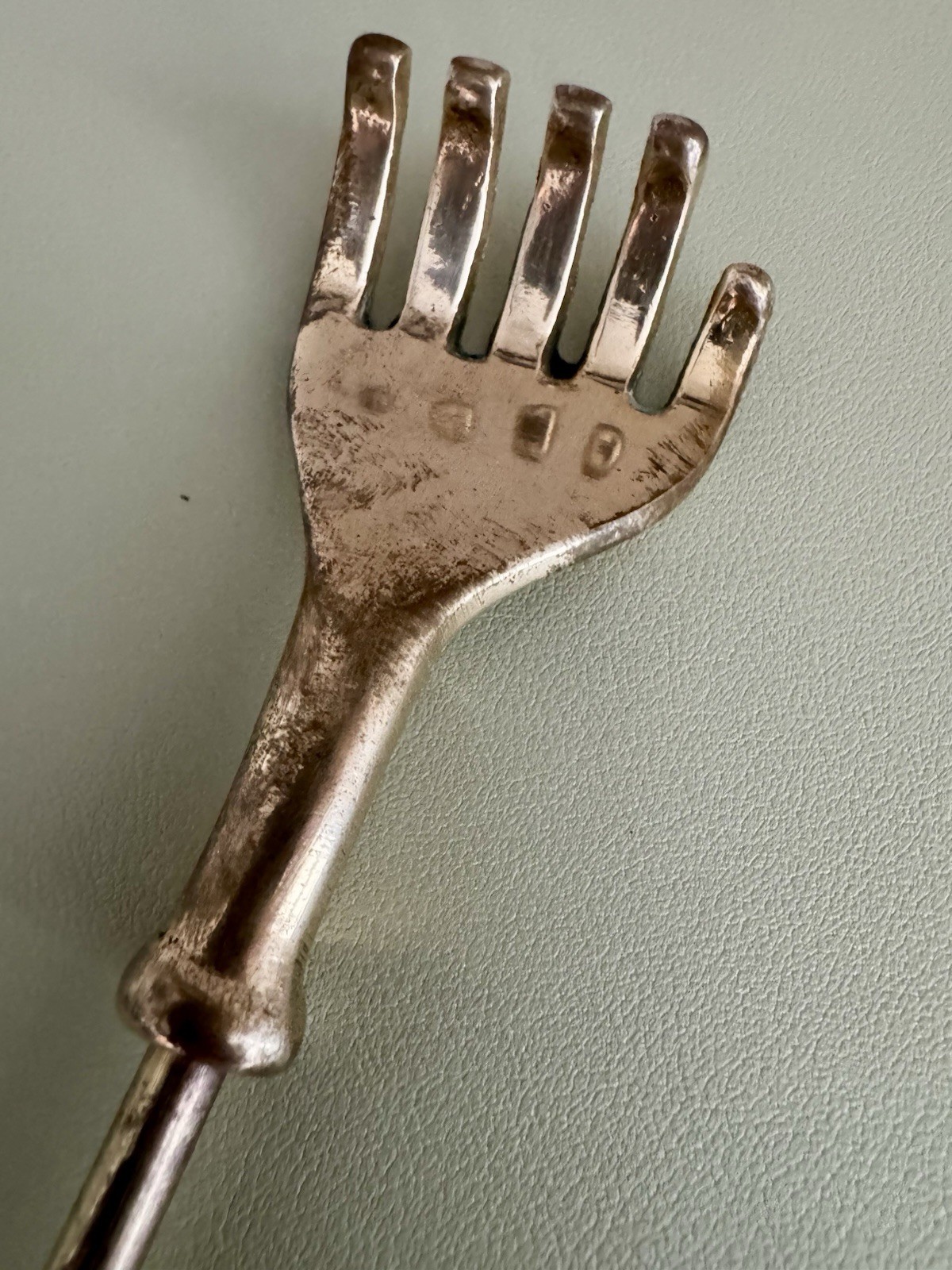 Vintage Solid Brass Shoe Horn & Backscratcher Long Handle Mid Century 22” Long