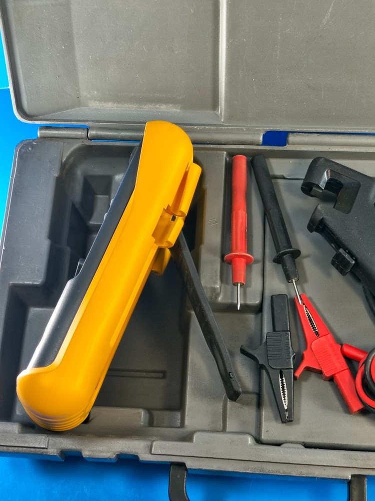 Fluke ET88 DMM Digitial Multimeter