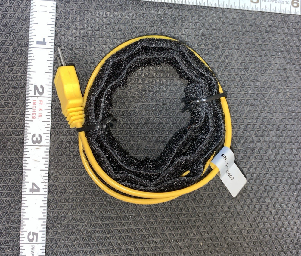 Fluke 2559389 Pipe Temperature Probe 1M Length