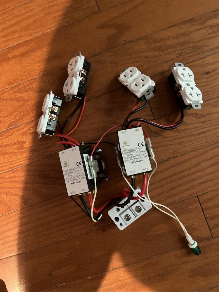 Hyfo Green Light Controller With Trigger.