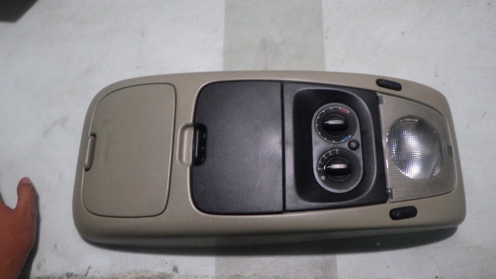 06 FORD EXPLORER Front Console roof