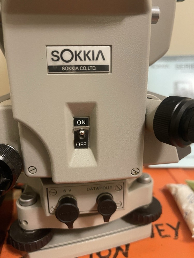 Sokkia Set2B total station