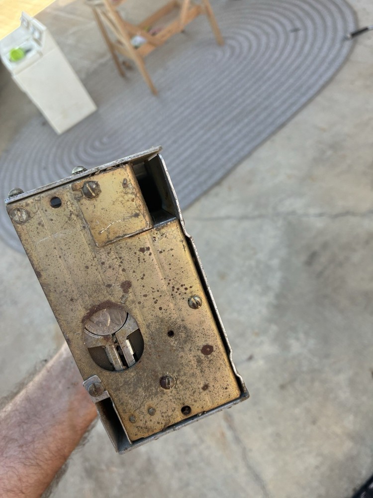 Coinco?? Coke and Pepsi machine coin changer Untested