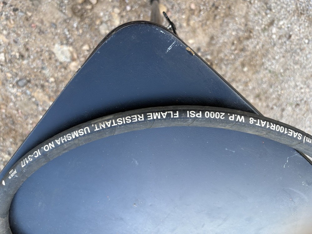 pneumatic rivet buster Model 133 W/hose Untested