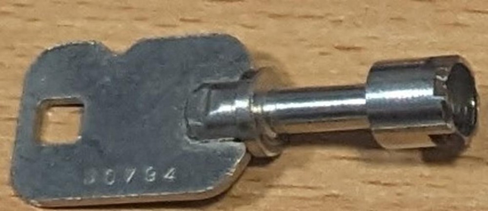 GREENWALD MONEY BOX REPLACEMENT KEY (SAME AS GW 8-166-1) CODED J0794