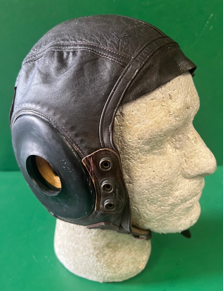 USAAF TYPE A-11 INTERMEDIATE LEATHER FLYING HELMET-