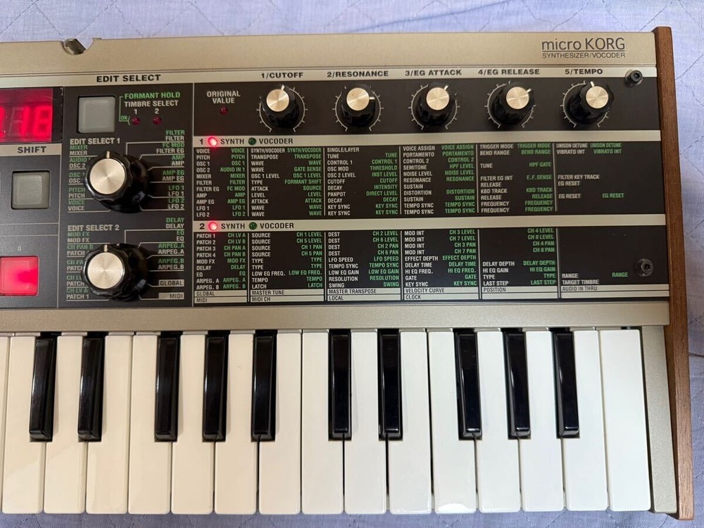 Korg MicroKorg Corg Synthesizer Vocoder Body Only Used