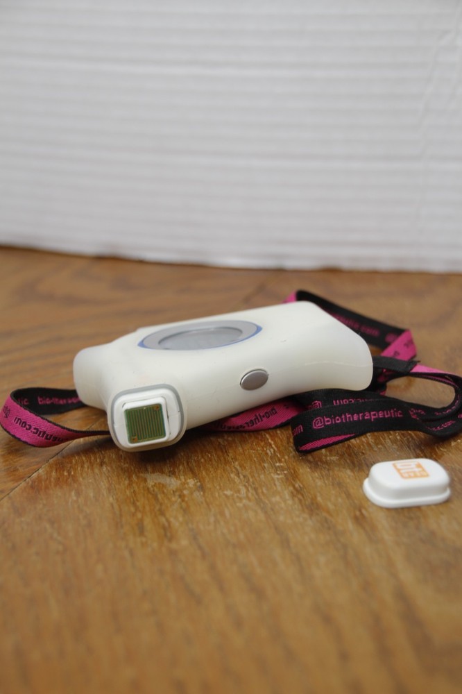 Bio Therapeutic BT-Analyze Skin Identification Moisture Analyzer Device MF-58