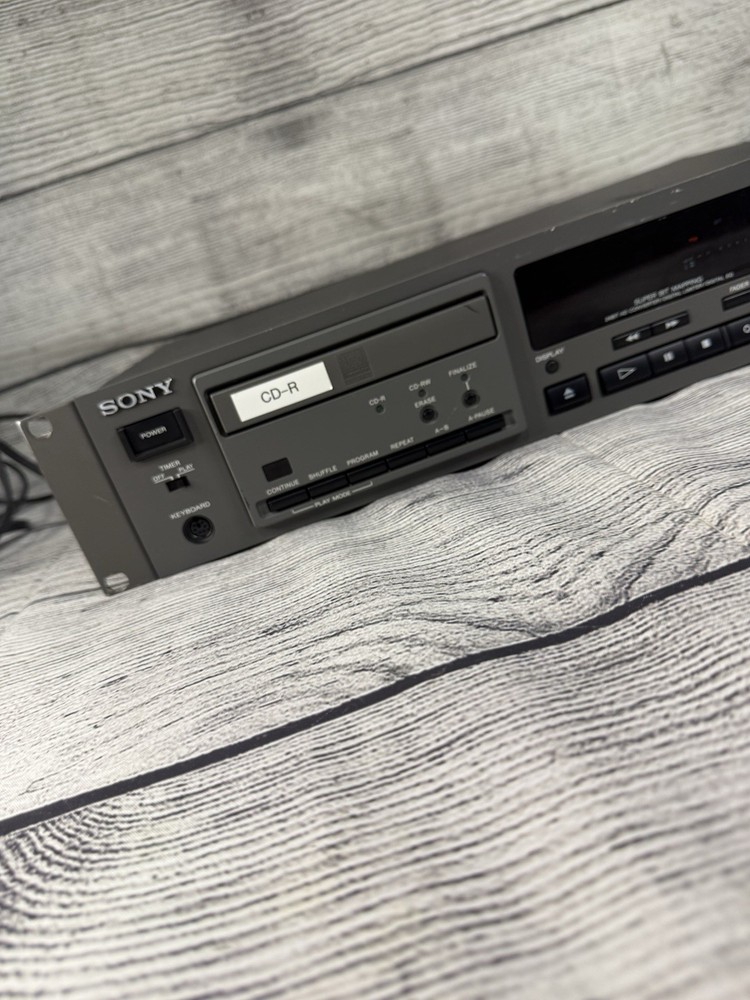 Sony CDR-W33 Professional CD Recorder READ DESCRIPTION