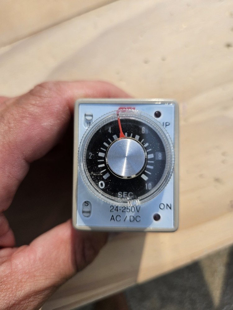 Advanced Controls 8611A240 24-250VACDC Timer