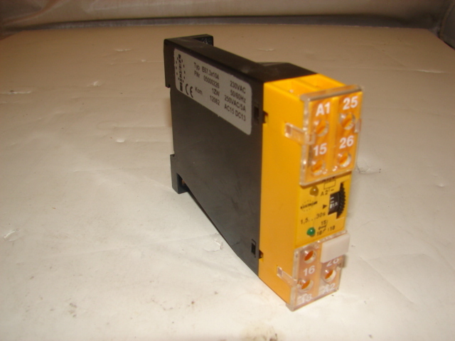TESCH E67.3x104 TIME DELAY RELAY ***NNB***
