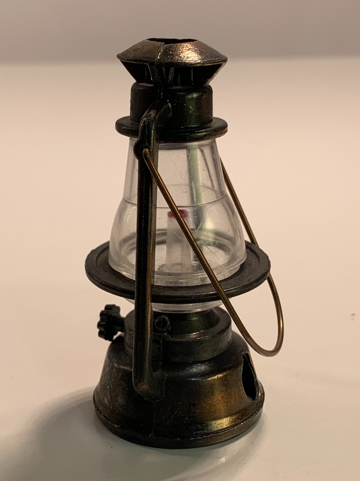 Vintage Die-Cast Pencil Sharpener Kerosine Oil Lantern With Box PSE