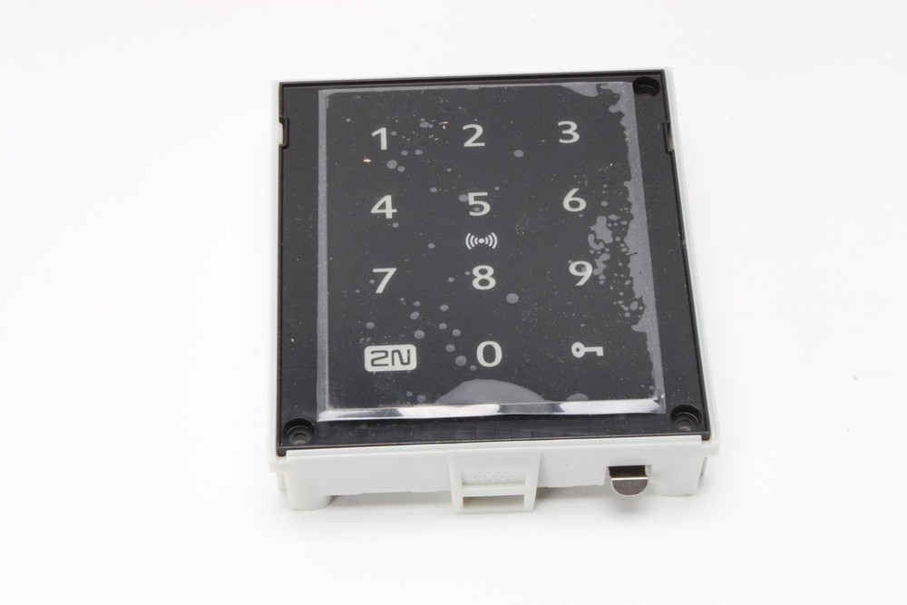 2N 9160346-S Access Unit 2.0 Touch Keypad & RFID - New Open Box