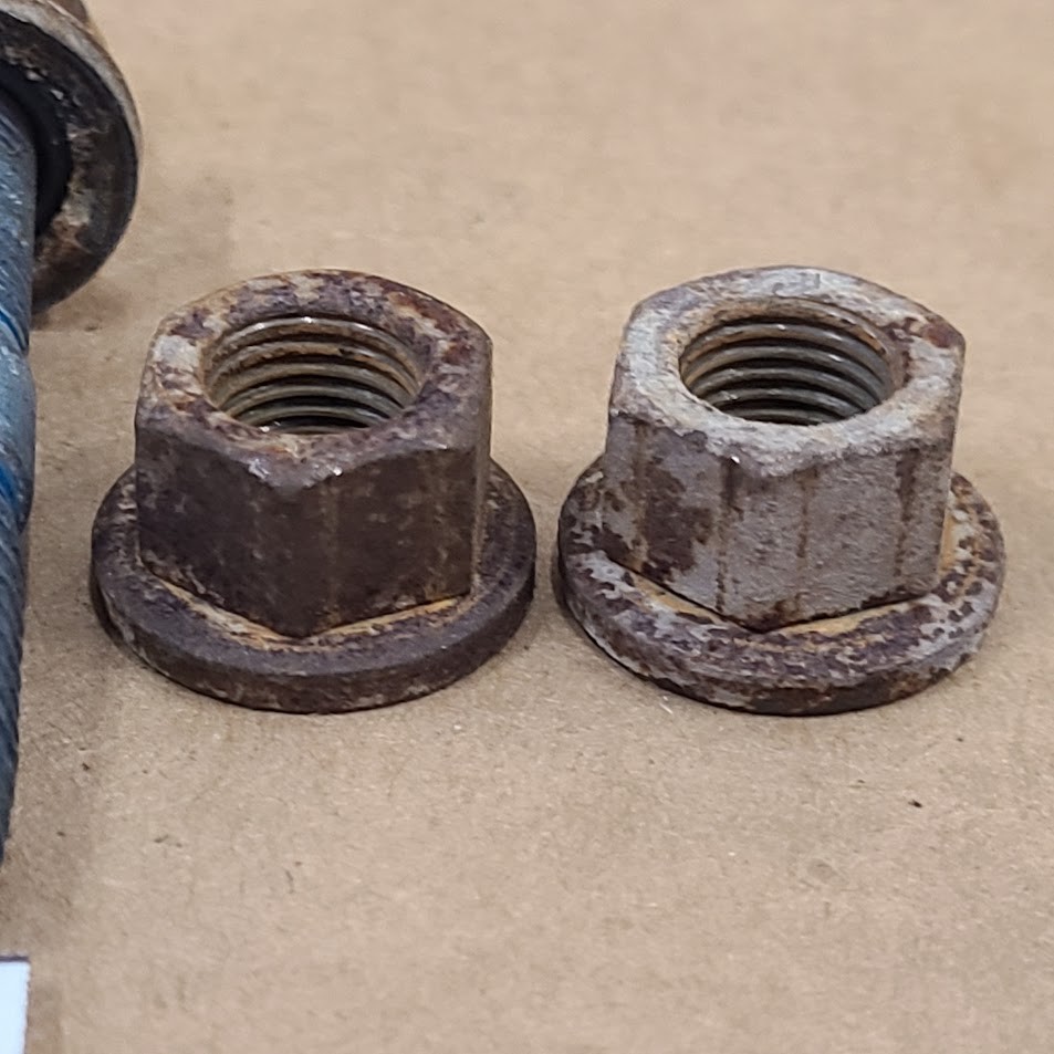 OEM 2013-2018 RAM 1500 2500 Mopar Transfer Case Stabilizer Stud & Mounting Nuts