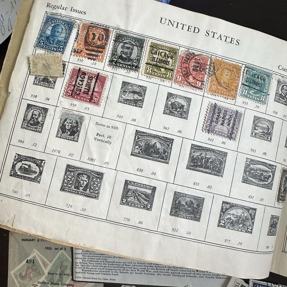 The World United States & Foreign Postage Stamp Album 1938 + Variety Stamp Lot