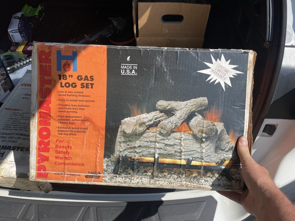 Pyromaster Vented 18'' Gas Log Set NEW