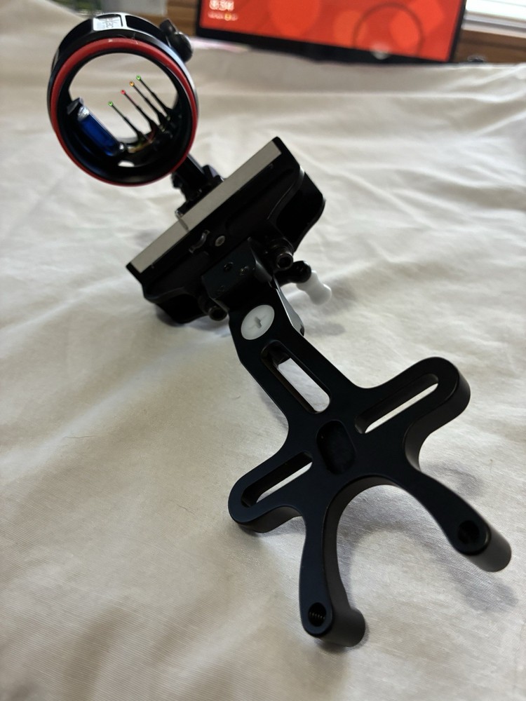 b3 archery sight