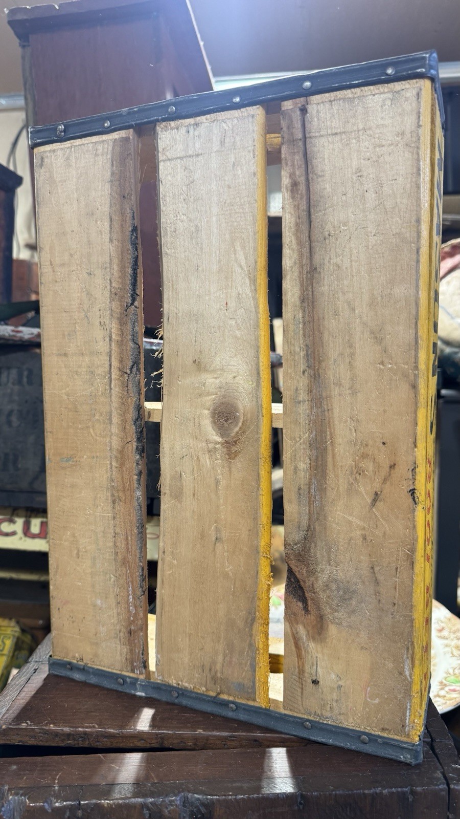 Rare Vintage Mason's Root Beer Yellow Wood Soda-Pop Crate Poplar Bottle CO Clean