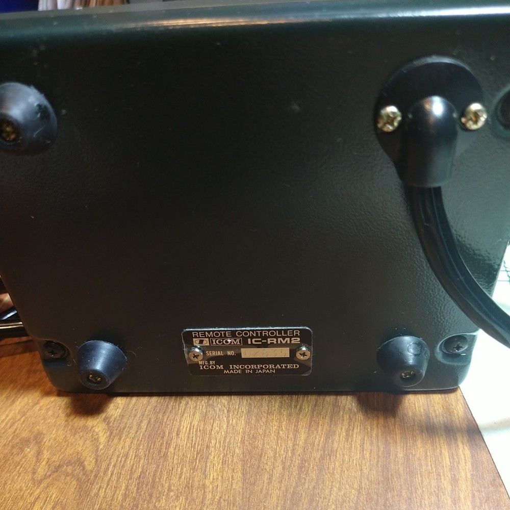 IC-RM2 COMPUTERIZED REMOTE CONTROLLER FOR USE IN TRANSCEIVERS ICOMS IC-701 VERY